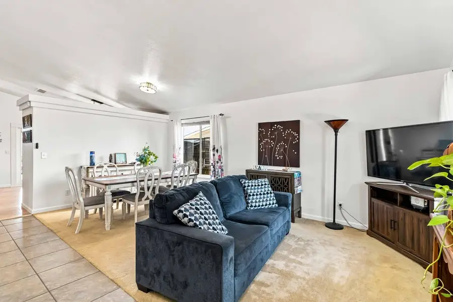 4072 Donald Drive, Olivehurst, CA 95961 - #3