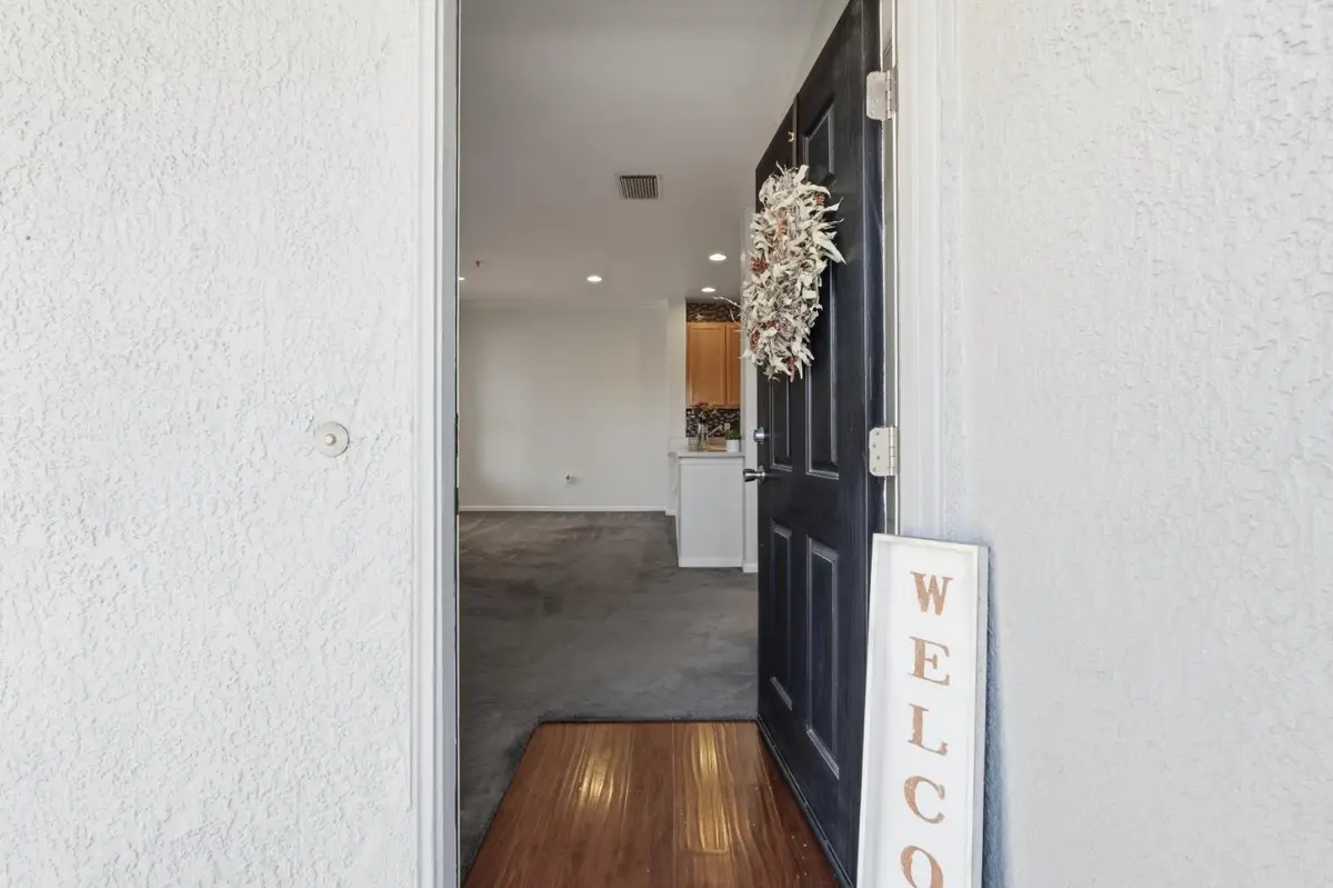 5201 Laguna Oaks Drive #14, Elk Grove, CA 95758 - #1