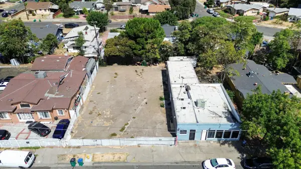 1133 E Harding Way, Stockton, CA 95205