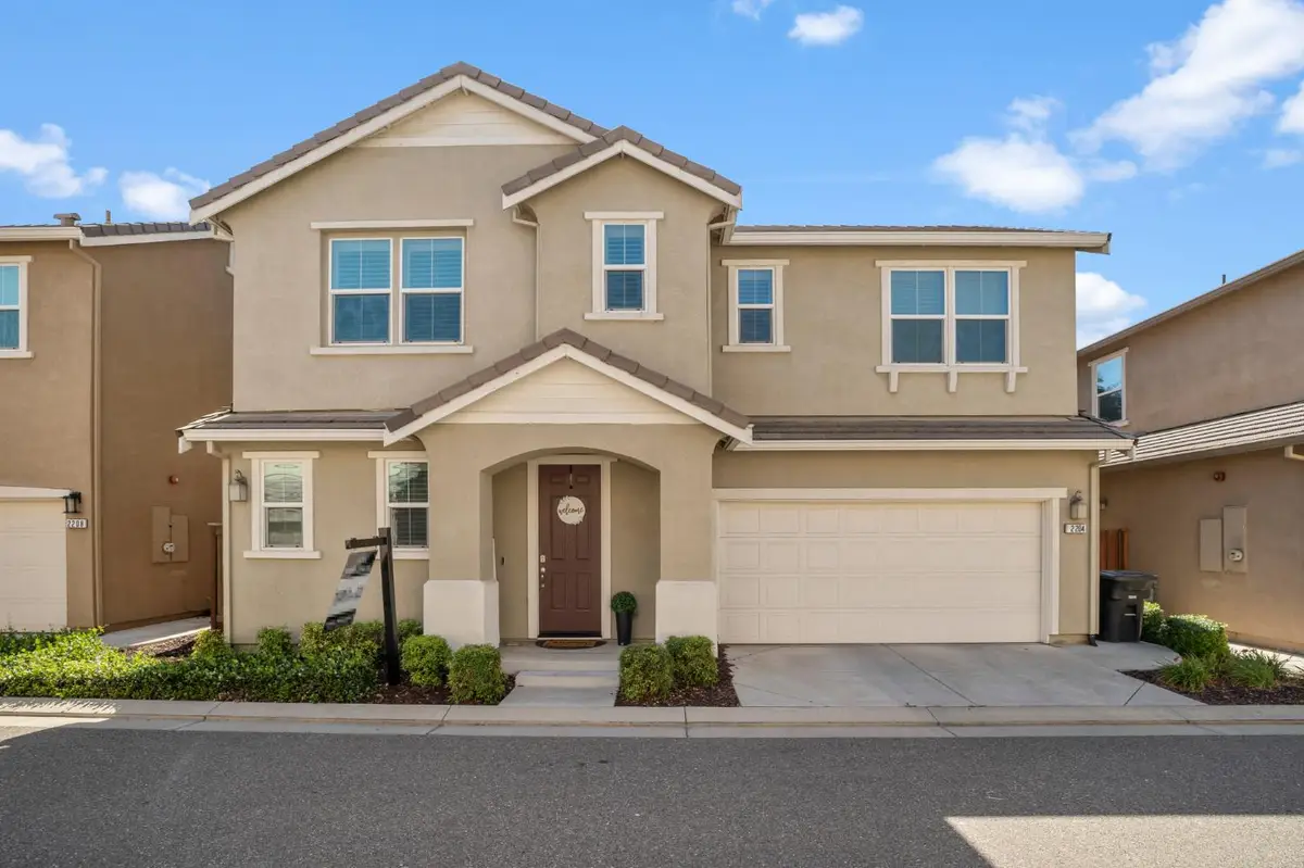 2204 Gallery Drive, Riverbank, CA 95367 - #1