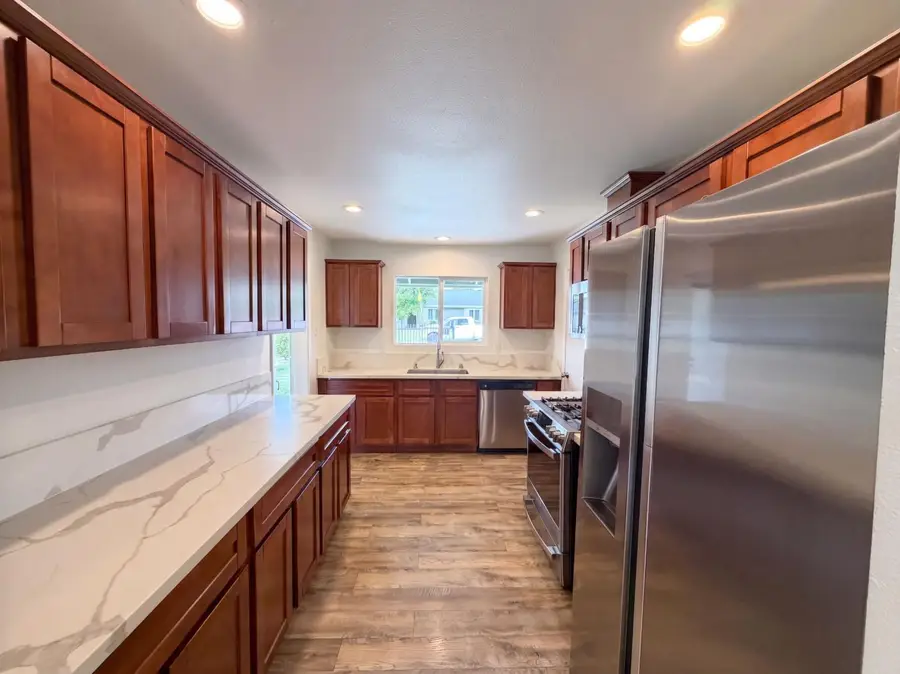 6809 Weddigen Way, North Highlands, CA 95660 - #2