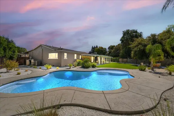 1228 El Encanto Way, Sacramento, CA 95831