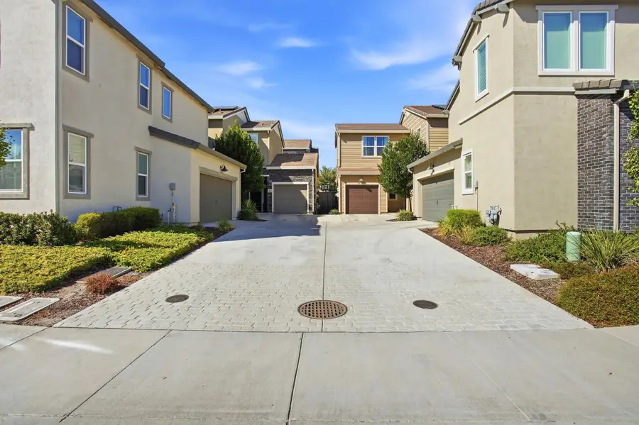 1827 Silver Almond Lane, Sacramento, CA 95834 - #2