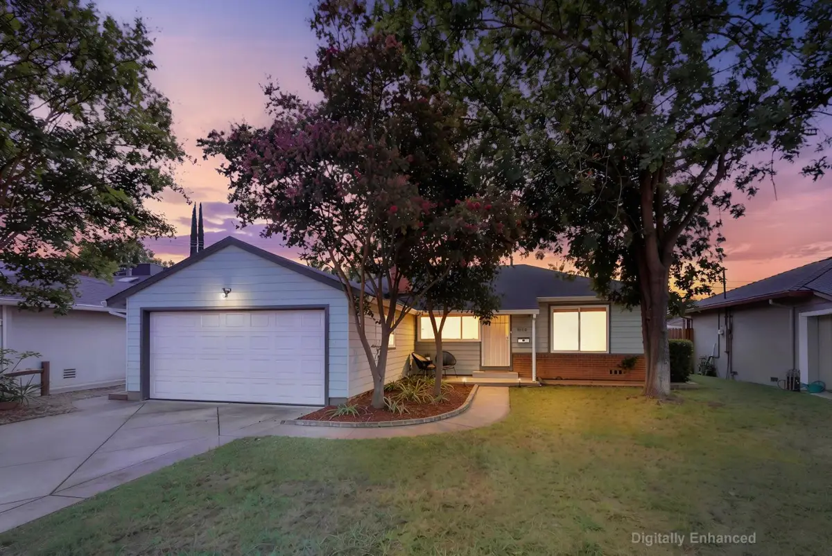 3660 Sean Drive, Sacramento, CA 95821 - #1