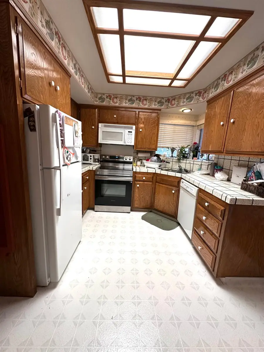 8527 Cliffwood, Sacramento, CA 95826 - #2