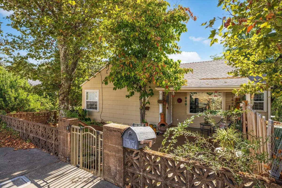 949 Simas Way, Placerville, CA 95667 - #1