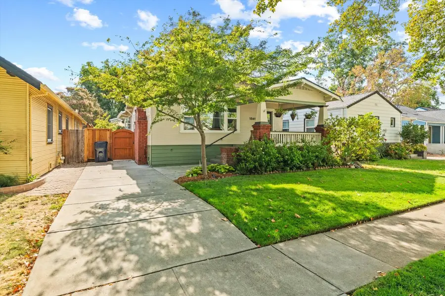 1541 35th Street, Sacramento, CA 95816 - #2