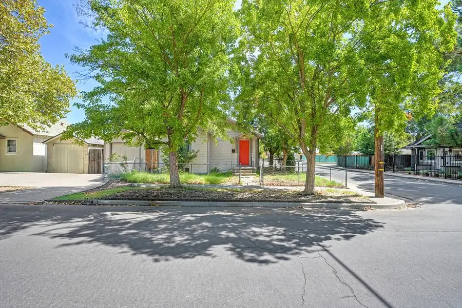 4445 52nd Street, Sacramento, CA 95820 - #3