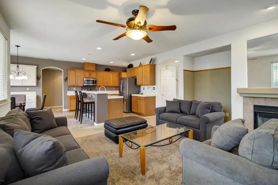 121 Alcantar Circle, Sacramento, CA 95834 - #3