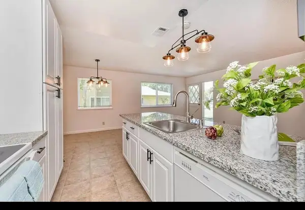 5648 Madison Avenue #2, Sacramento, CA 95841