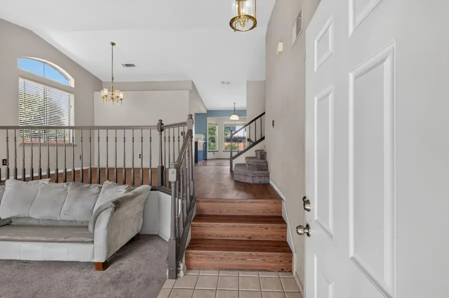 8449 Cutler Way, Sacramento, CA 95828 - #2