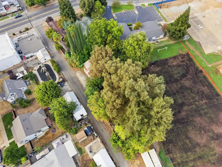 525 Magnolia Street, Gridley, CA 95948 - #3