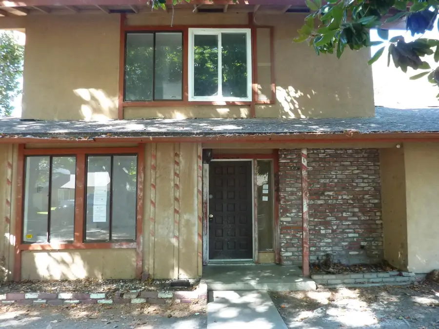 6841 Herndon Place, Stockton, CA 95219 - #2