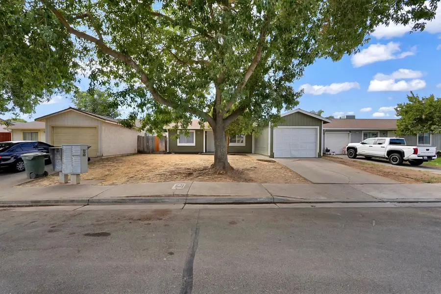34 Skylark Court, Merced, CA 95341 - #2