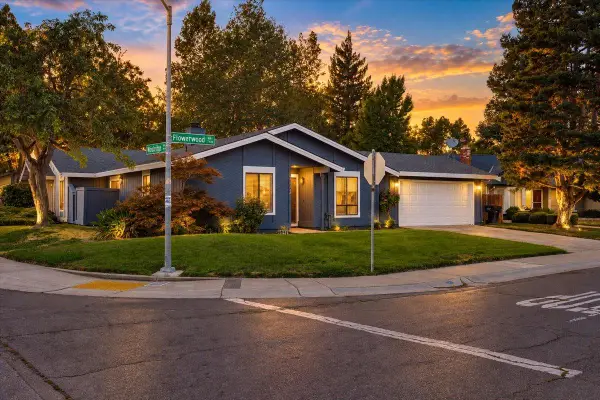 7412 Flowerwood Way, Sacramento, CA 95831