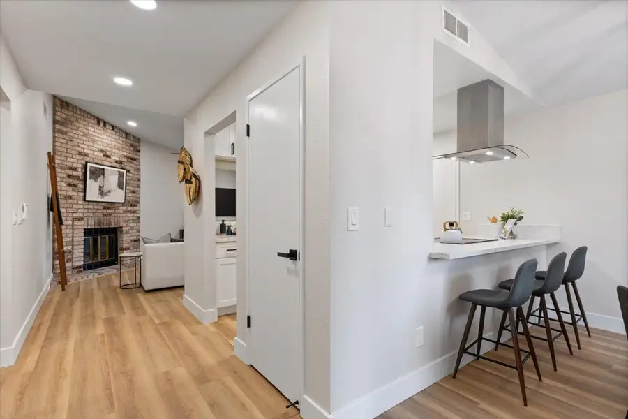 7412 Flowerwood Way, Sacramento, CA 95831 - #3