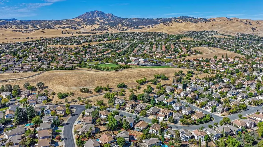 2329 Mark Twain Drive, Antioch, CA 94531 - #2