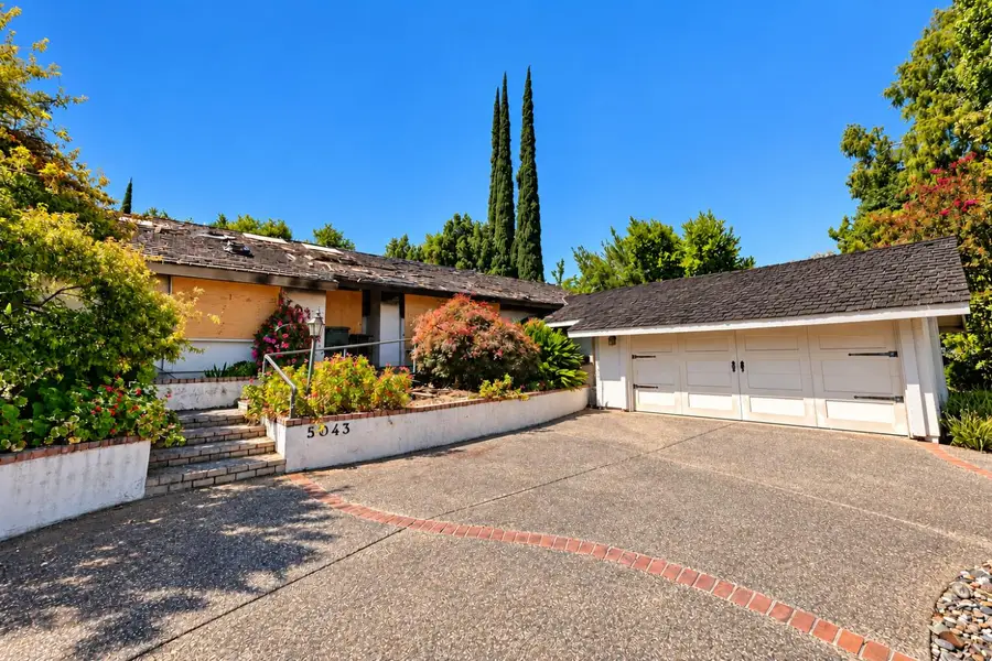 5043 Primrose Drive, Fair Oaks, CA 95628 - #2