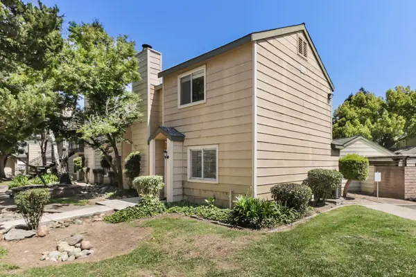 8208 Center Parkway #18, Sacramento, CA 95823