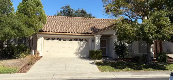 8453 Camino Vista Way, Elk Grove, CA 95624