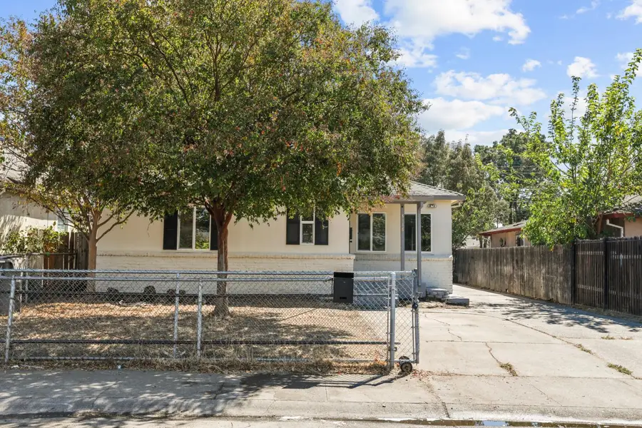 3418 20th Avenue, Sacramento, CA 95820 - #2