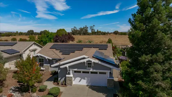 329 Snapdragon Lane, Lincoln, CA 95648