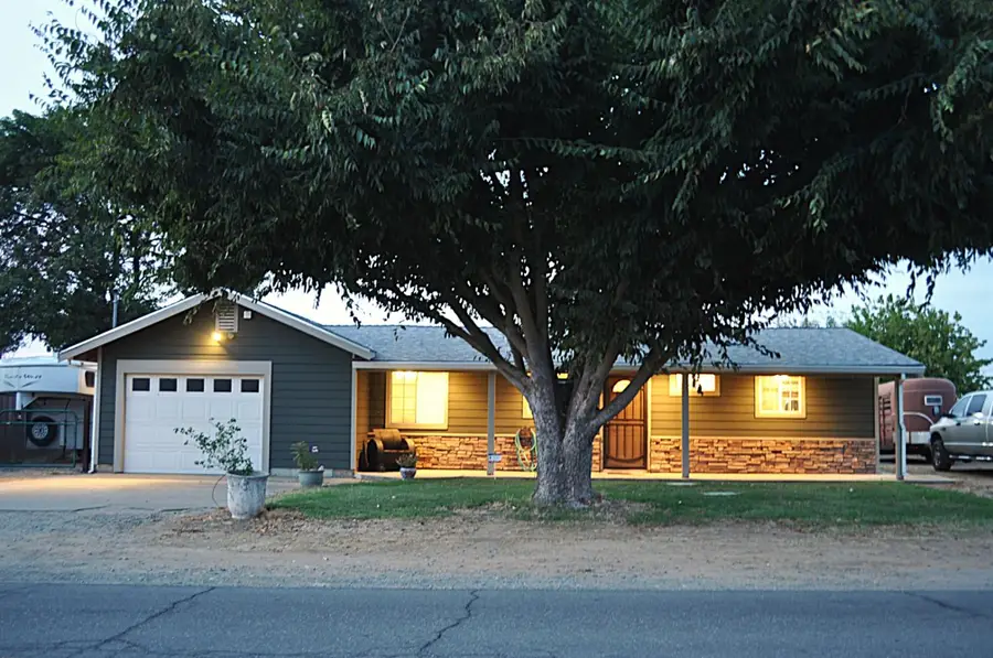 157 U Street, Rio Linda, CA 95673 - #2