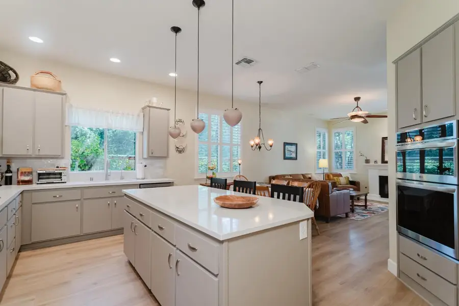 9332 Nestani Way, Elk Grove, CA 95758 - #2