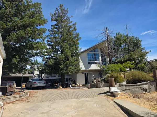 12139 Griffin Way, Auburn, CA 95602