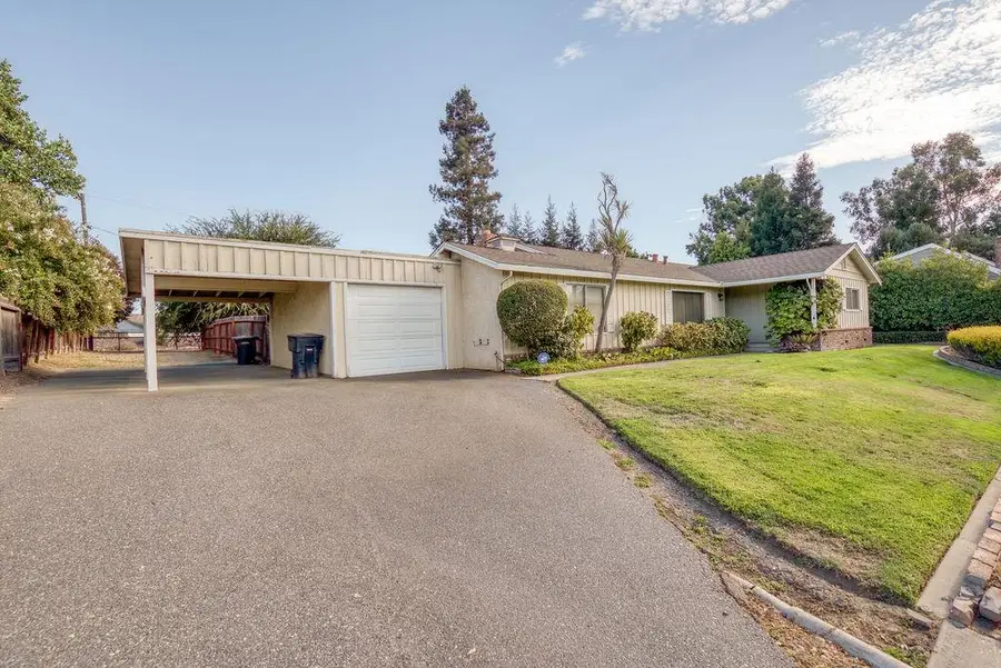 2601 Tioga, Oakdale, CA 95361 - #2
