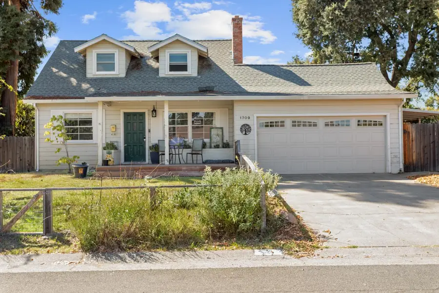 1709 Pluto Way, Sacramento, CA 95864 - #2