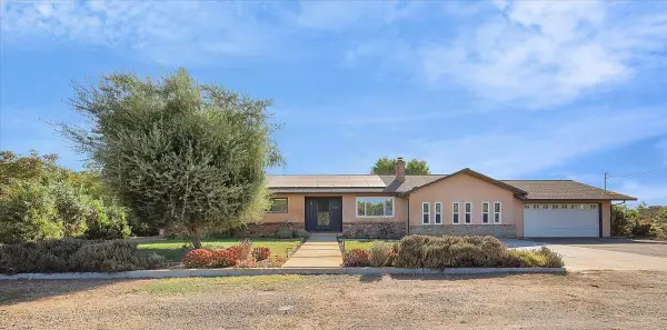 3076 S Walton Avenue, Yuba City, CA 95993