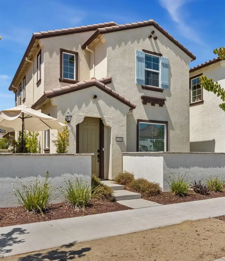 6104 Campus Parkway, Roseville, CA 95747 - #1