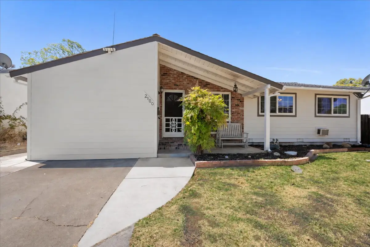 2100 Bowling Green Drive, Sacramento, CA 95825 - #1
