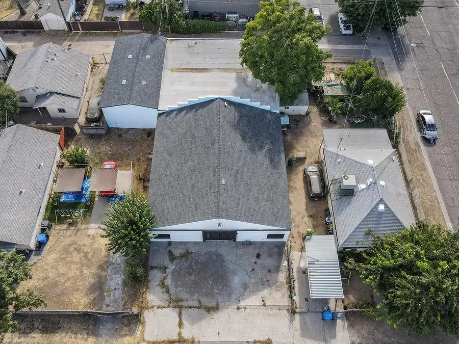 408 S 1st Street, Turlock, CA 95380 - #2