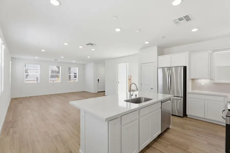 1001 Vanderbilt Terrace, Davis, CA 95618 - #3