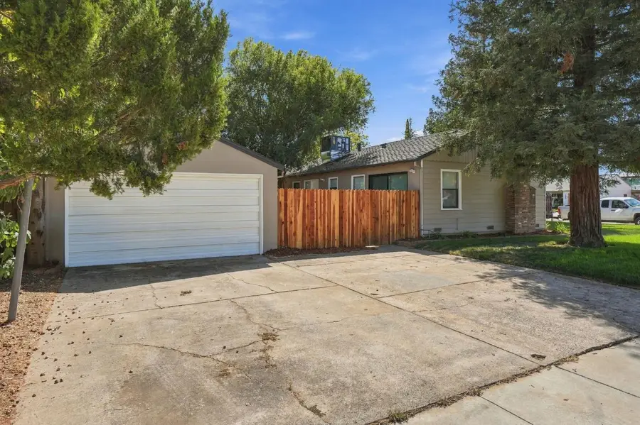 4937 23rd, Sacramento, CA 95822 - #3