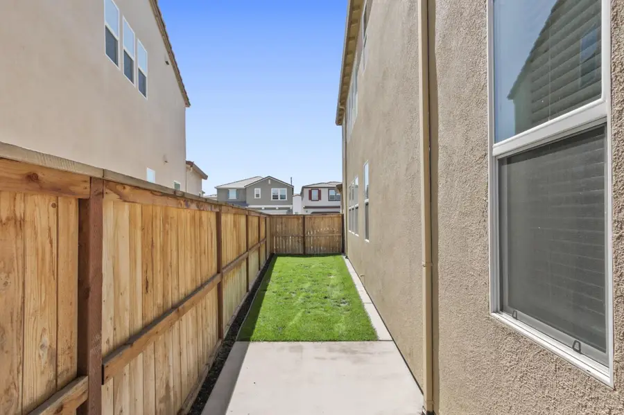 5254 Oceanside Dr, Sacramento, CA 95835 - #3