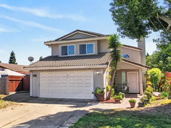 8095 Calle Royale Way, Sacramento, CA 95823
