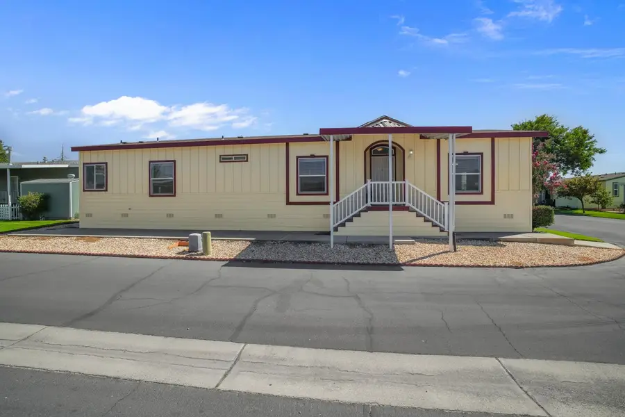 1302 Queen Way #29, Livingston, CA 95334 - #2