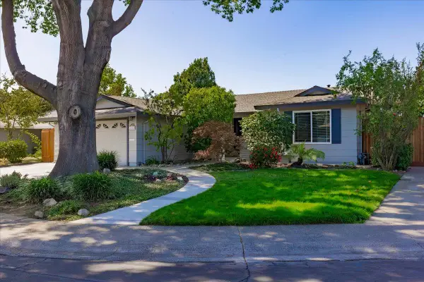 2816 Conway Court, Sacramento, CA 95826