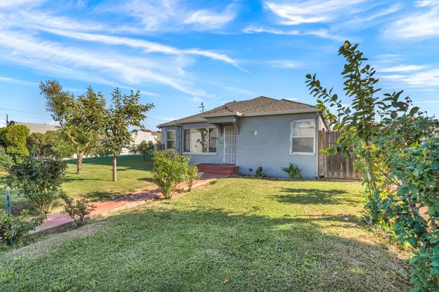 2 Park Street, Lodi, CA 95240 - #3