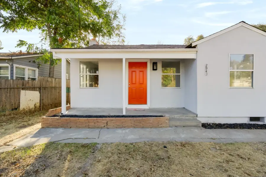 2941 Clay Street, Sacramento, CA 95815 - #2