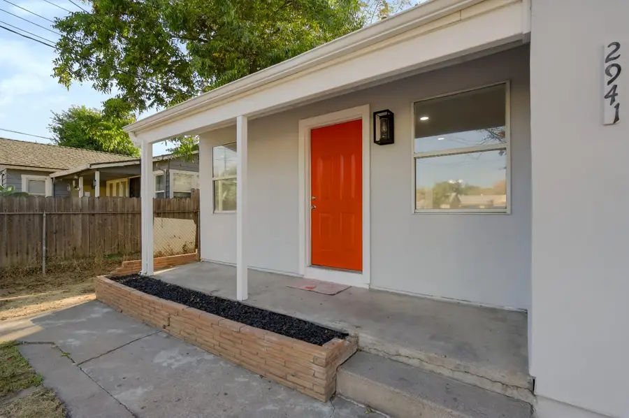 2941 Clay Street, Sacramento, CA 95815 - #3