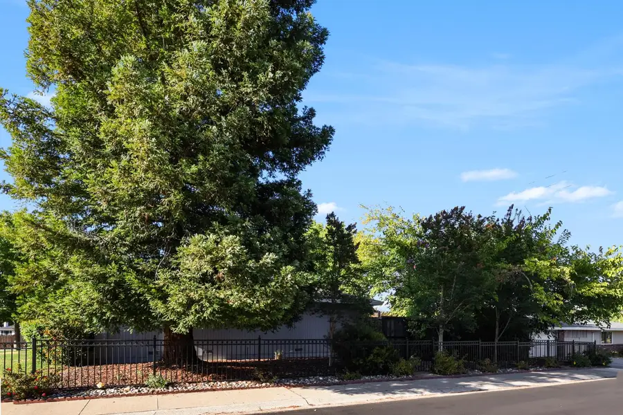 6841 Shalimar Way, Citrus Heights, CA 95621 - #3