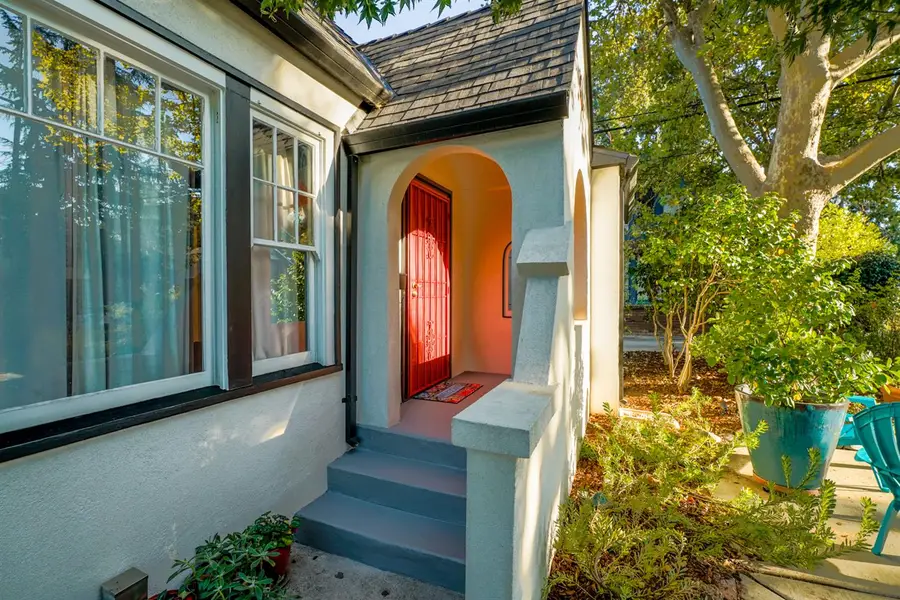 2813 27th Street, Sacramento, CA 95818 - #3