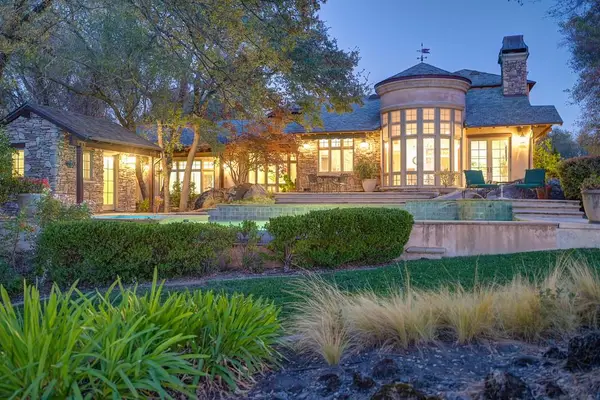 4501 Lake Forest Drive, Loomis, CA 95650