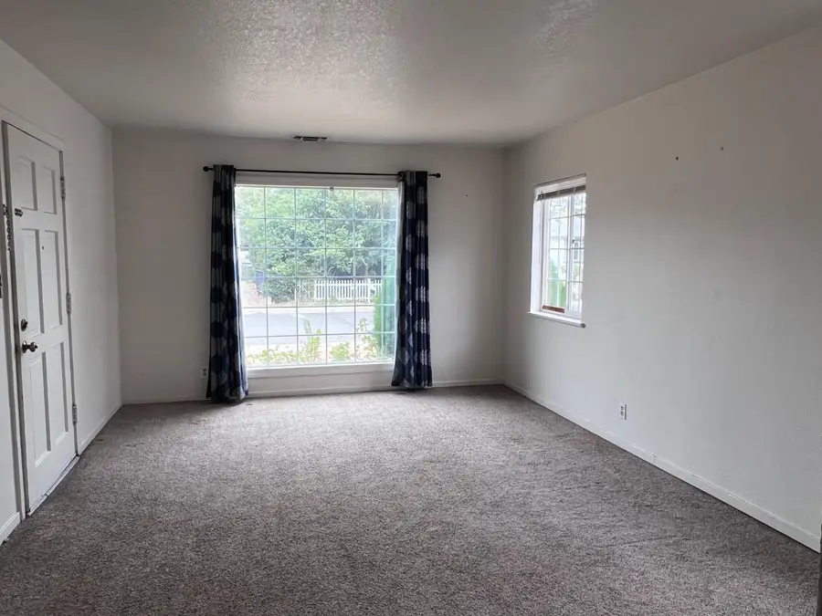 5550 40th Ave, Sacramento, CA 95824 - #2