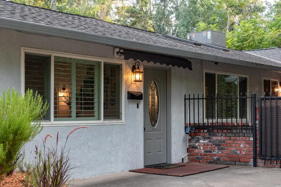 5208 Moddison Avenue, Sacramento, CA 95819 - #2