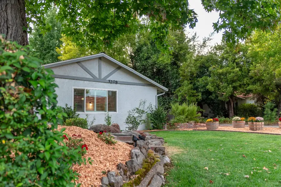 5208 Moddison Avenue, Sacramento, CA 95819 - #3
